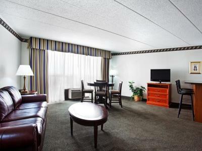 By Ihg 3* Rockford
