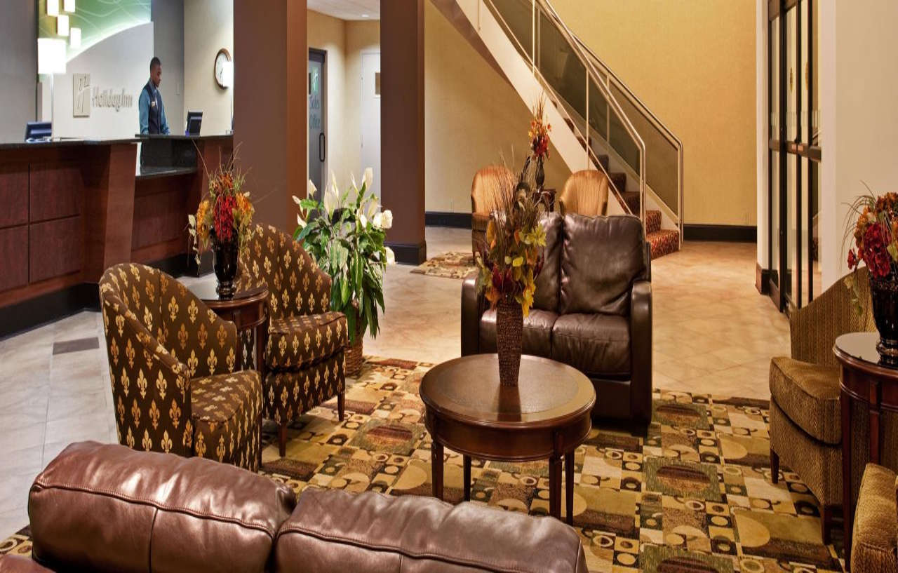 Hotel By Ihg